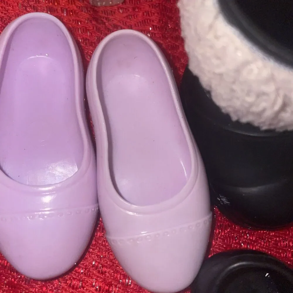 Dolls, Lot Shoes. Mixture Of Different Sizes And For Different Dolls